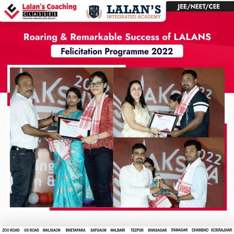 Lalans Faculty Felicitating NEET & JEE Toppers at Laksay 2022